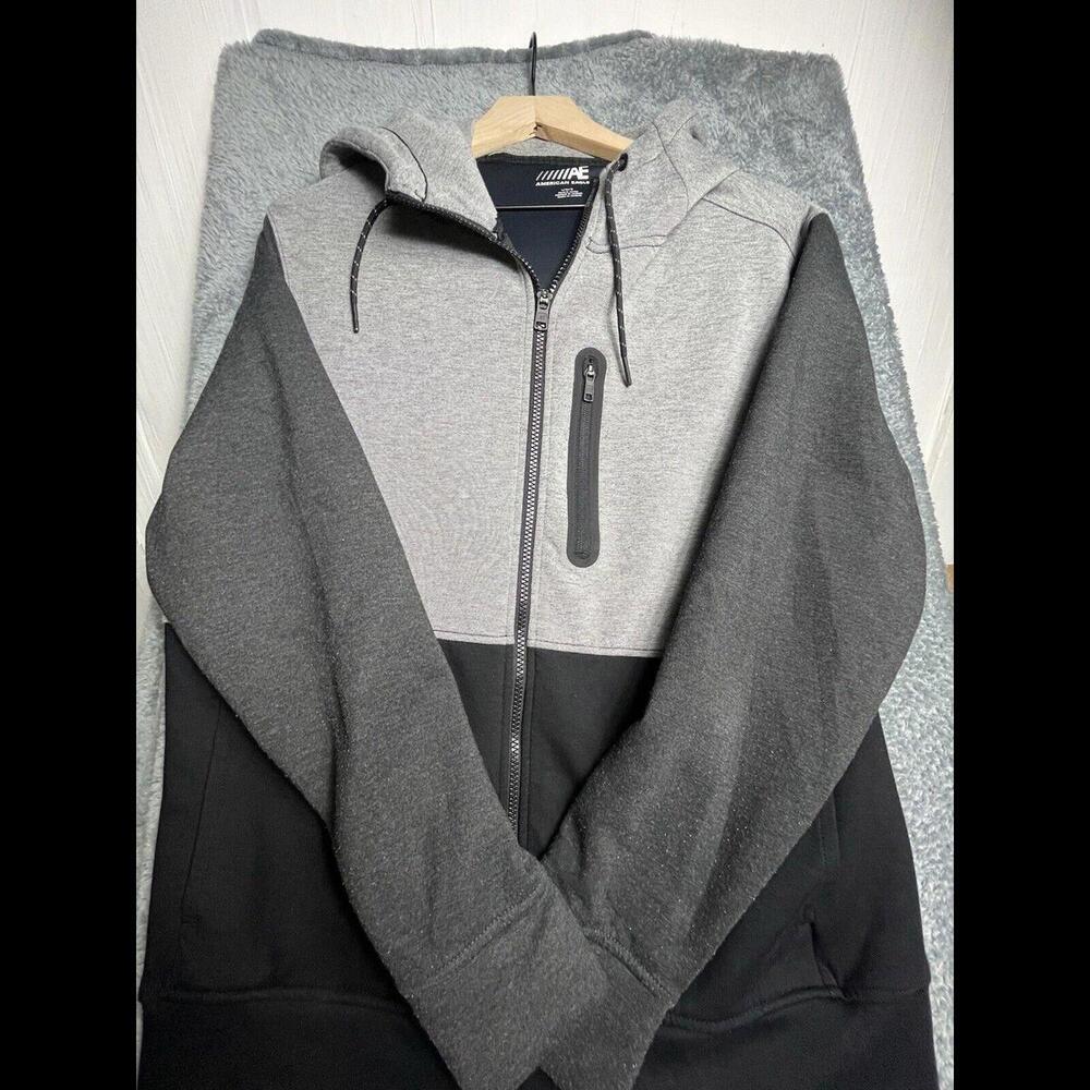 American Eagle Jacket‎ Size Large
